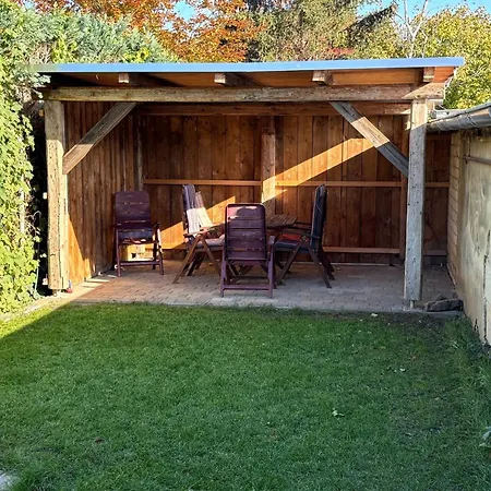 In With Private Garden Apartment Timmenrode